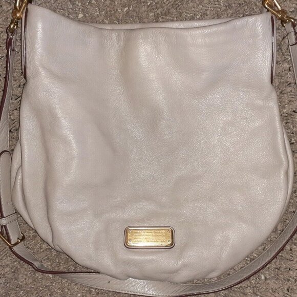 MARC BY MARC JACOBS-LG Hobo Hillier-Beige/Taupe-Neutral-Gold Hardware-Excellent - Picture 3 of 11
